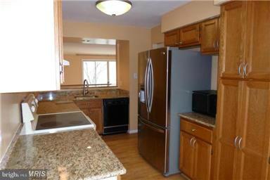 5099 Columbia Road, Unit 1619 Columbia, MD 21044 - Photo 5 of 28 Kitchen
