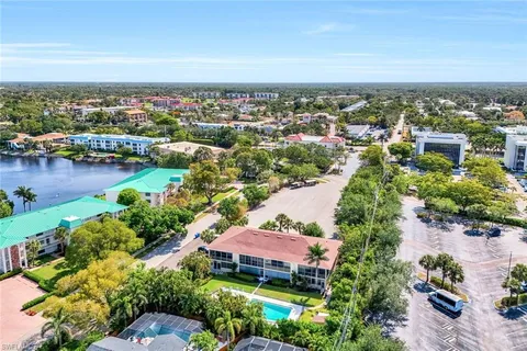 $349,900 | 820 Ketch Drive, Unit 7, Naples, FL 34103