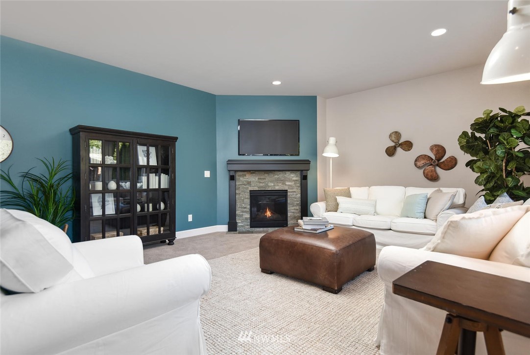 6218 Northeast 1st Street Renton, WA 98059 - Photo 10 of 23