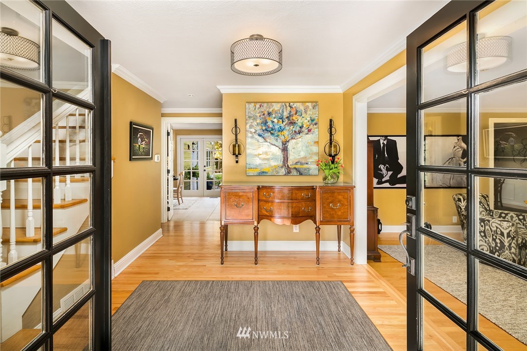 2 Tulalip Key Bellevue, WA 98006 - Photo 2 of 25