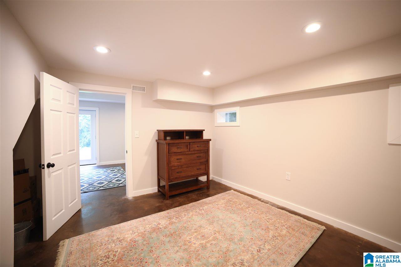 5621 Hampton Road Birmingham, AL 35210 - Photo 47 of 48