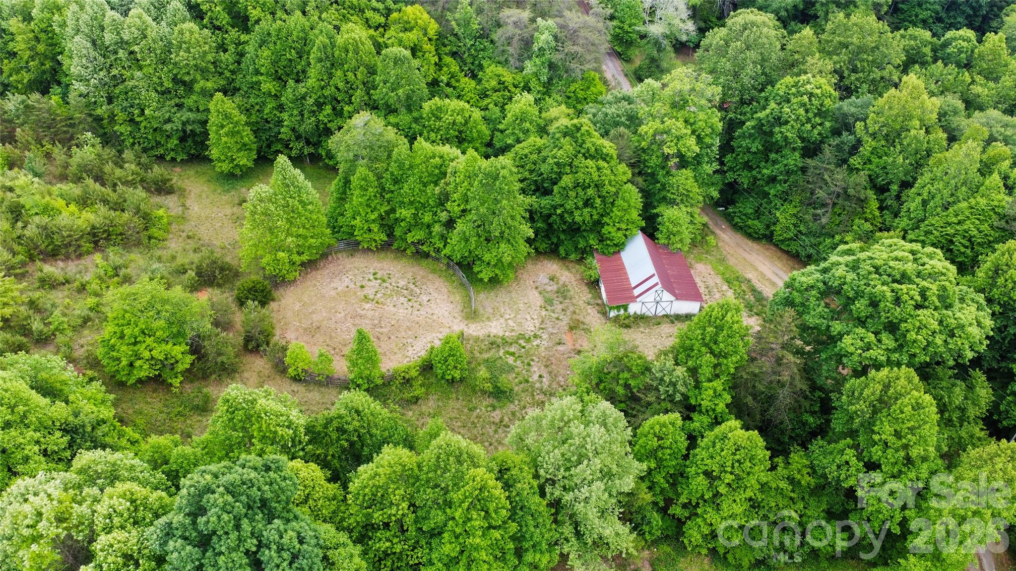 6582 Hoot Owls Hollow Road Hickory, NC 28602 - Photo 4 of 45