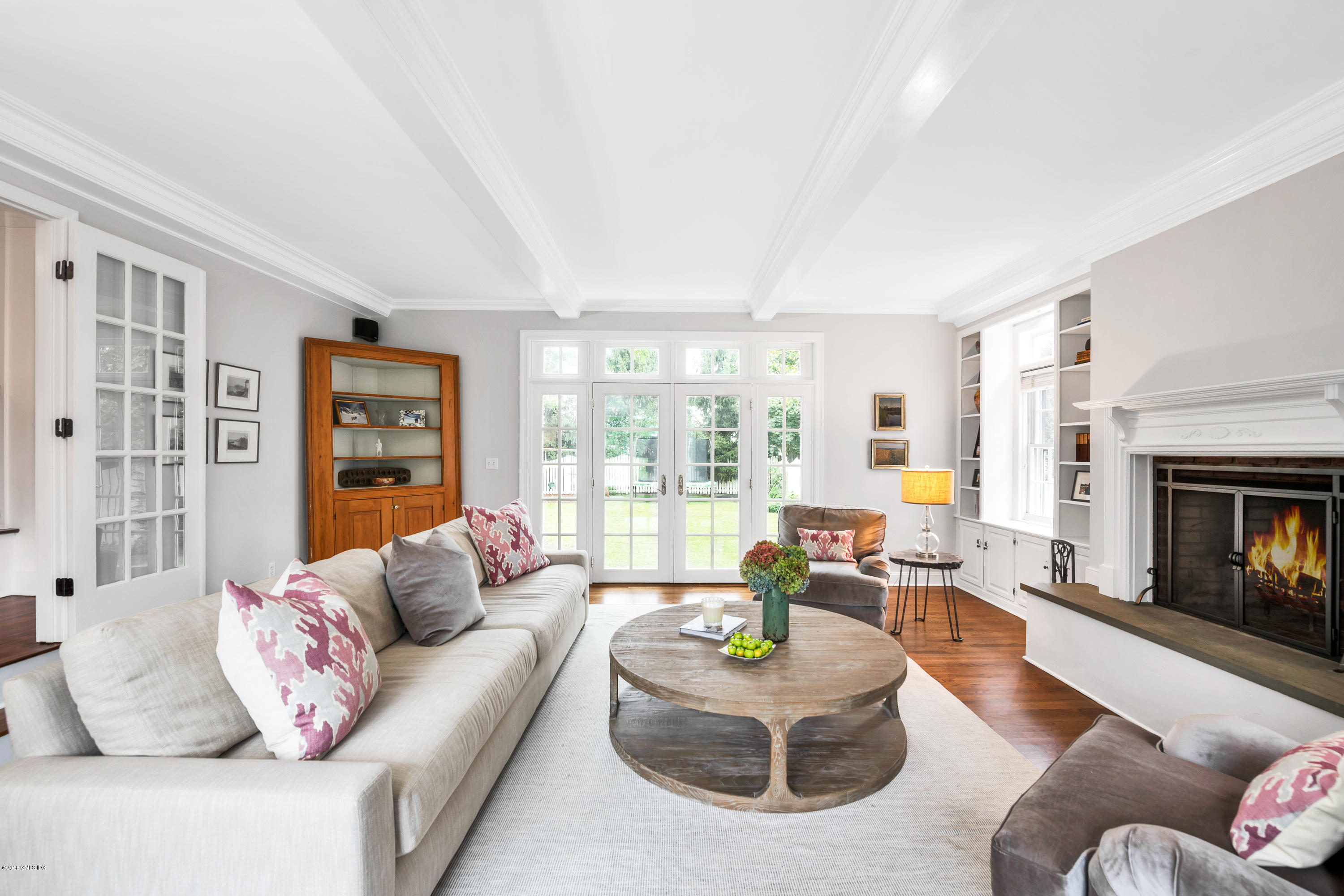 2 Grimes Road Old Greenwich, CT 06870 - Photo 3 of 28 3