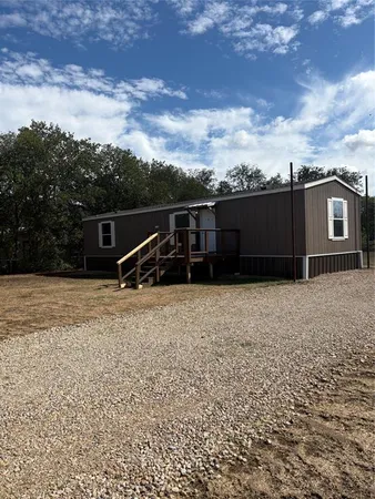 $1,400 | 312 East Jasper Street, Jacksboro, TX 76458