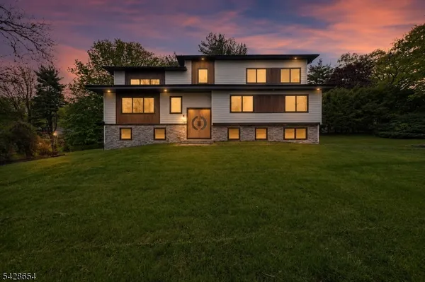 $3,828,888 | 148 Great Hills Road, Short Hills, NJ 07078