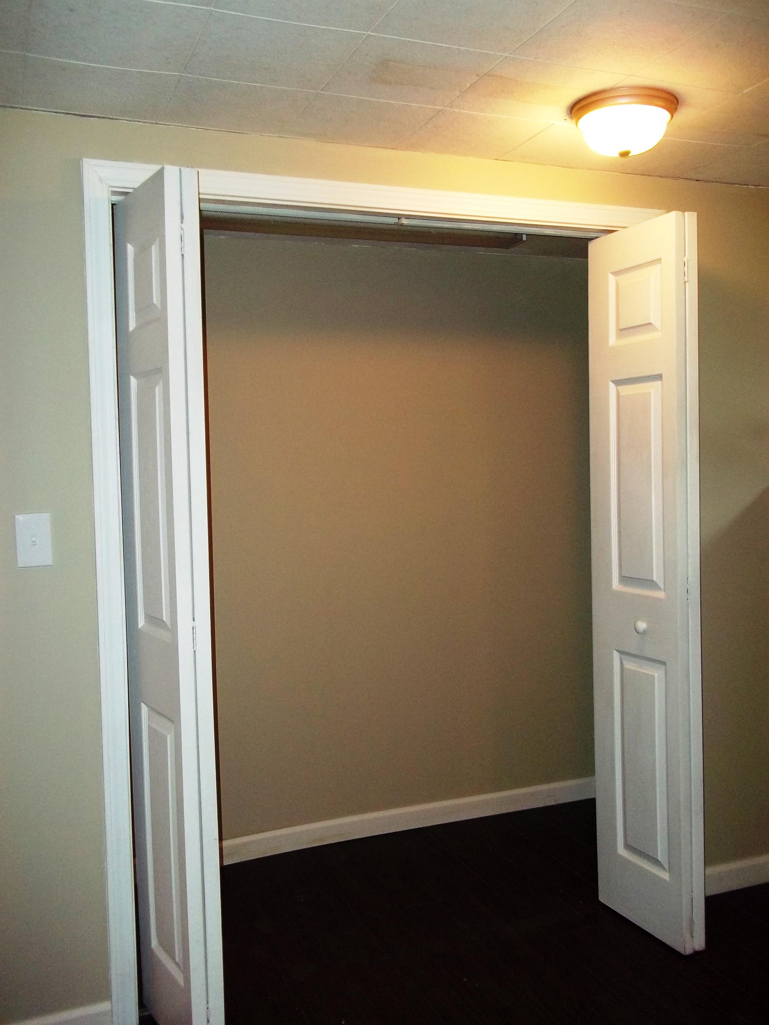 100 Andover Circle Oak Ridge, TN 37830 - Photo 22 of 30 Big closet downstairs