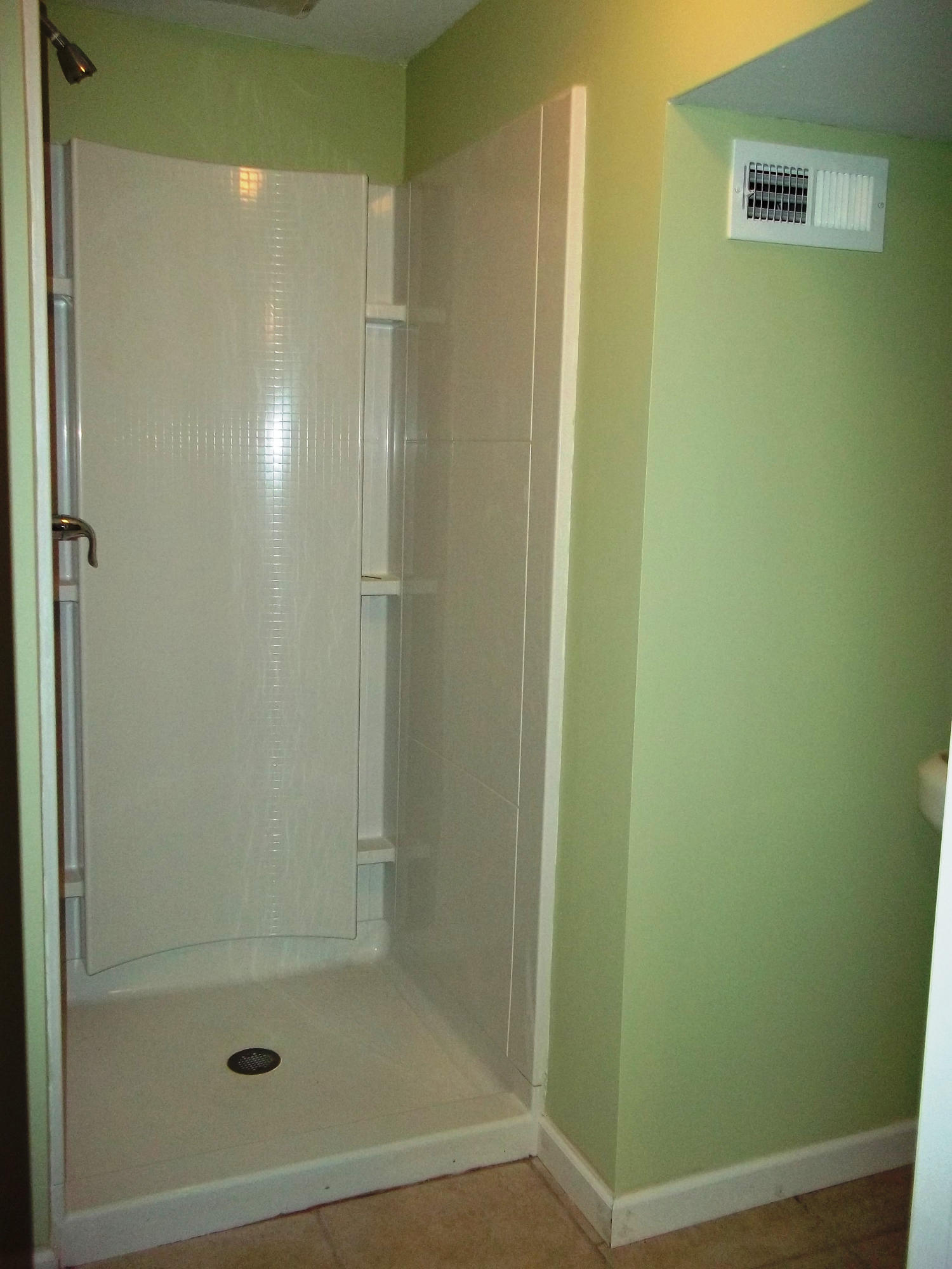 100 Andover Circle Oak Ridge, TN 37830 - Photo 25 of 30 Walk in Shower in Bath 2