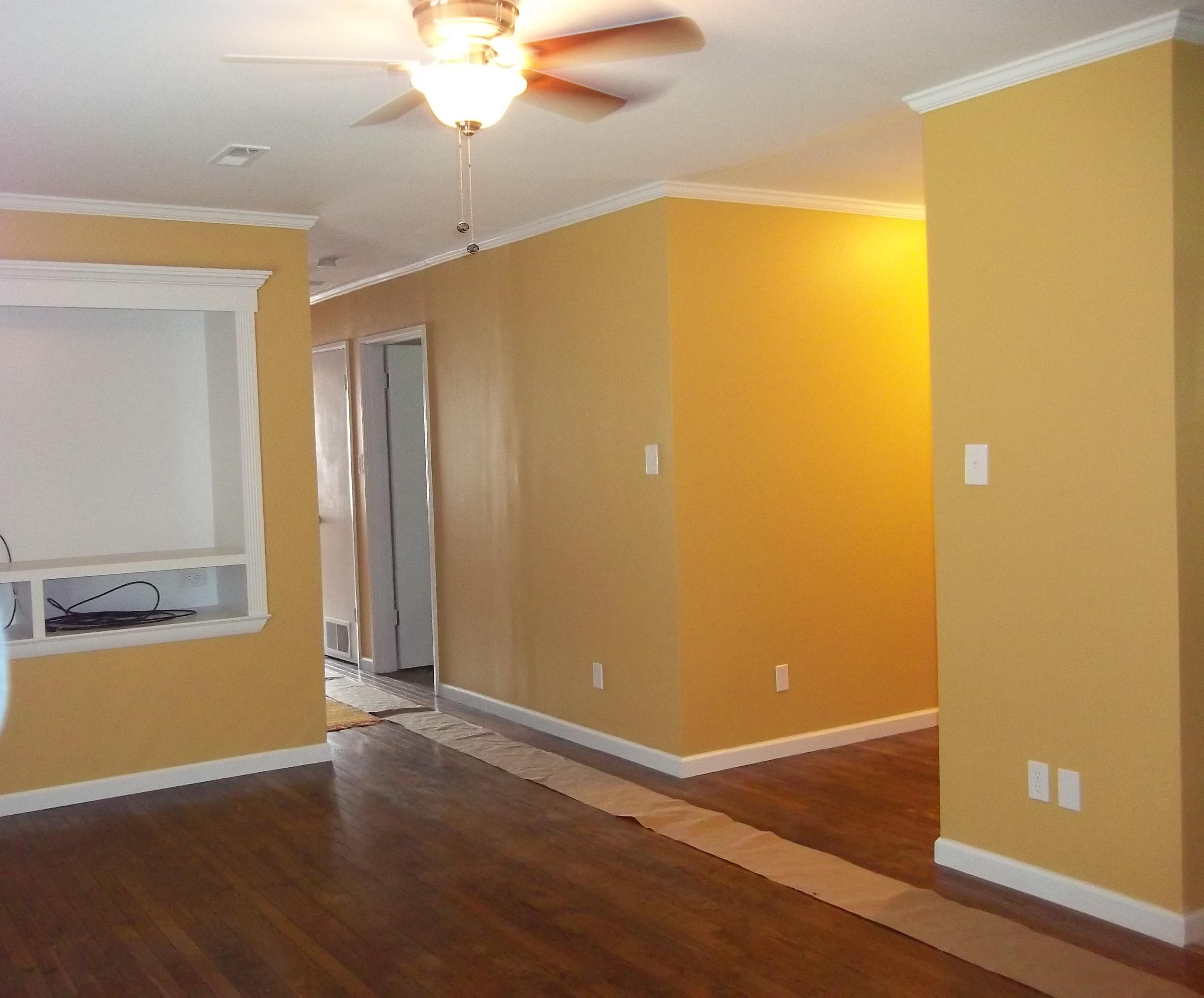 100 Andover Circle Oak Ridge, TN 37830 - Photo 7 of 30 View from Living Room towards Hallway