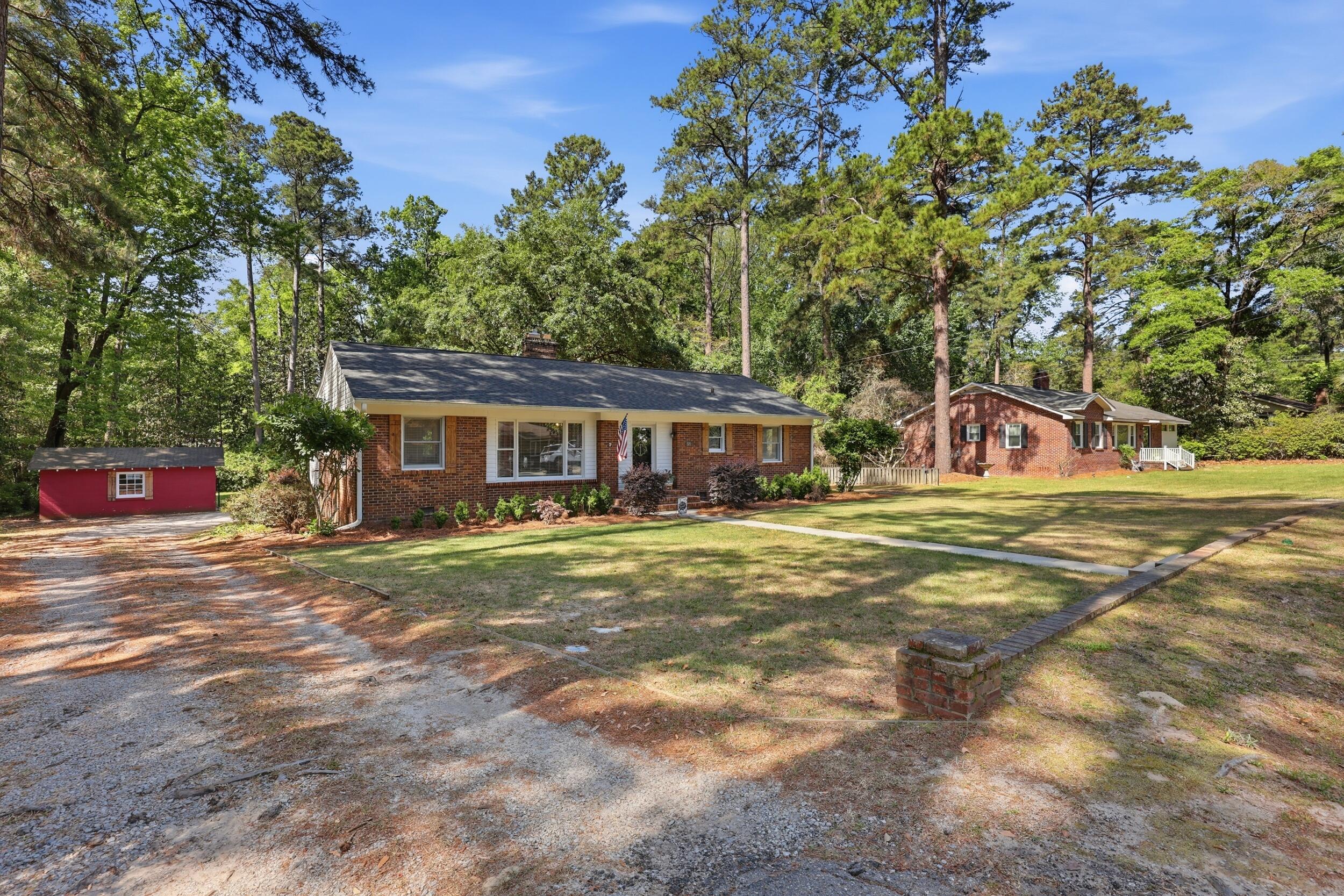 521 Center Street Walterboro, SC 29488 - Photo 3 of 28 3_ru4a1110