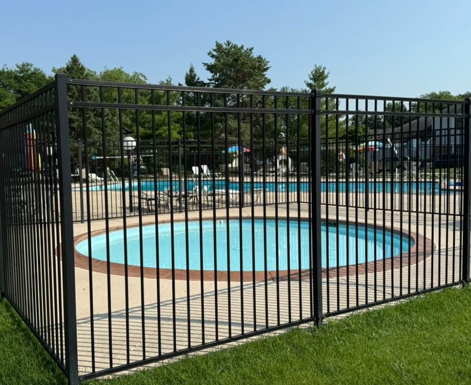 1517 7 Pines Road, Unit C2 Schaumburg, IL 60193 - Photo 31 of 34 a view of a backyard