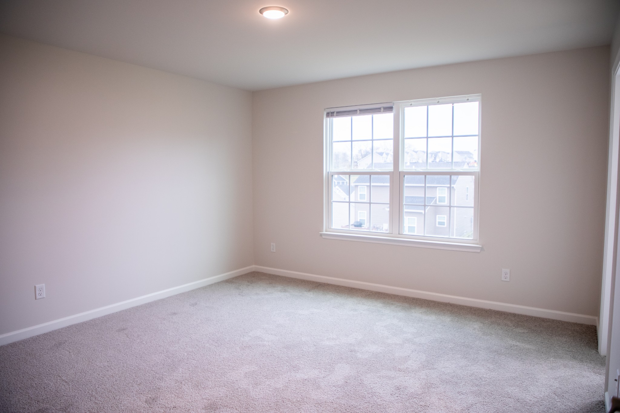 3209 Garrett Lane Columbia, TN 38401 - Photo 16 of 30 an empty room with a window