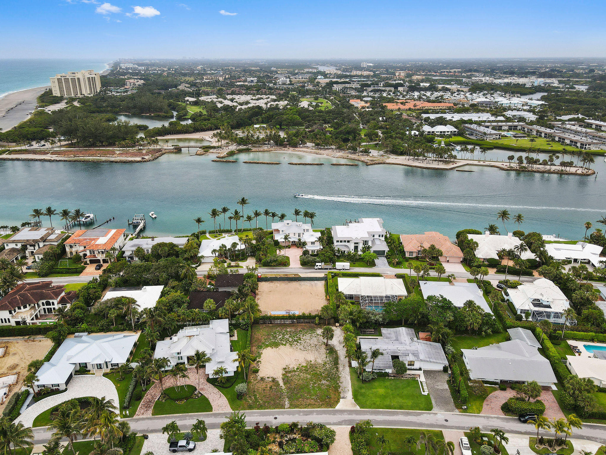 141 Beacon Lane Jupiter Inlet Colony, FL 33469 - Photo 8 of 21 141BeaconLaneAerial(6)