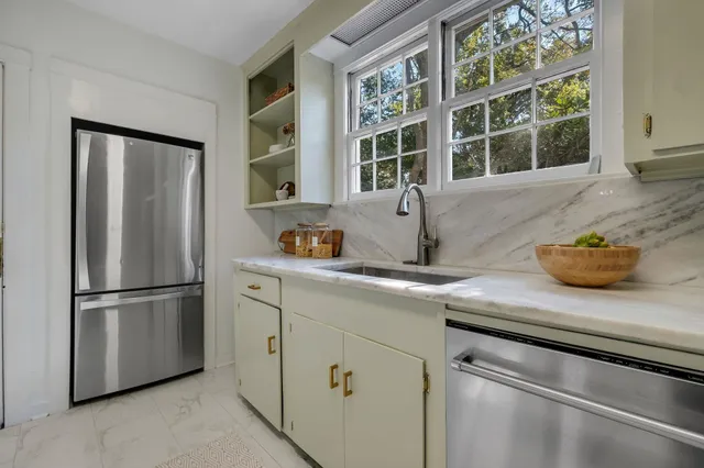 $425,000 | 2007 Dellwood Drive, Tallahassee, FL 32303