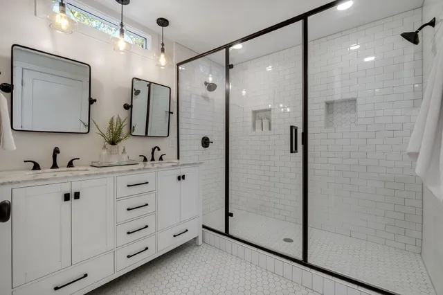 $425,000 | 2007 Dellwood Drive, Tallahassee, FL 32303