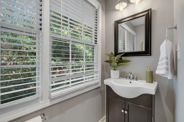 $425,000 | 2007 Dellwood Drive, Tallahassee, FL 32303