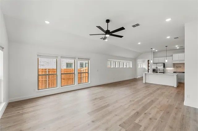 $422,059 | 901 Split Oak Lane, Anna, TX 75409