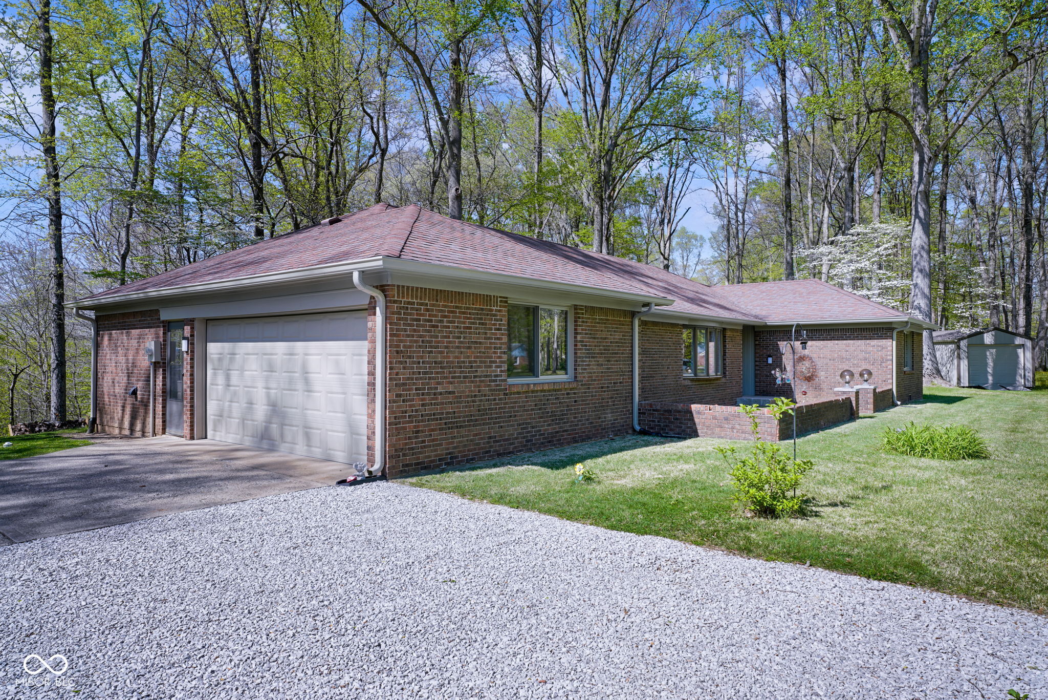 10912 Ole Foxe Road Terre Haute, IN 47803 - Photo 3 of 23