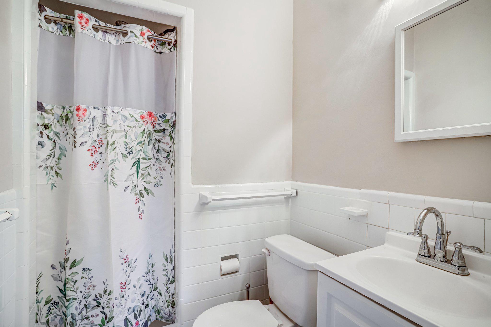 114 Madison Street Northwest Washington, DC 20011 - Photo 43 of 80 Ensuite bathroom with shower.