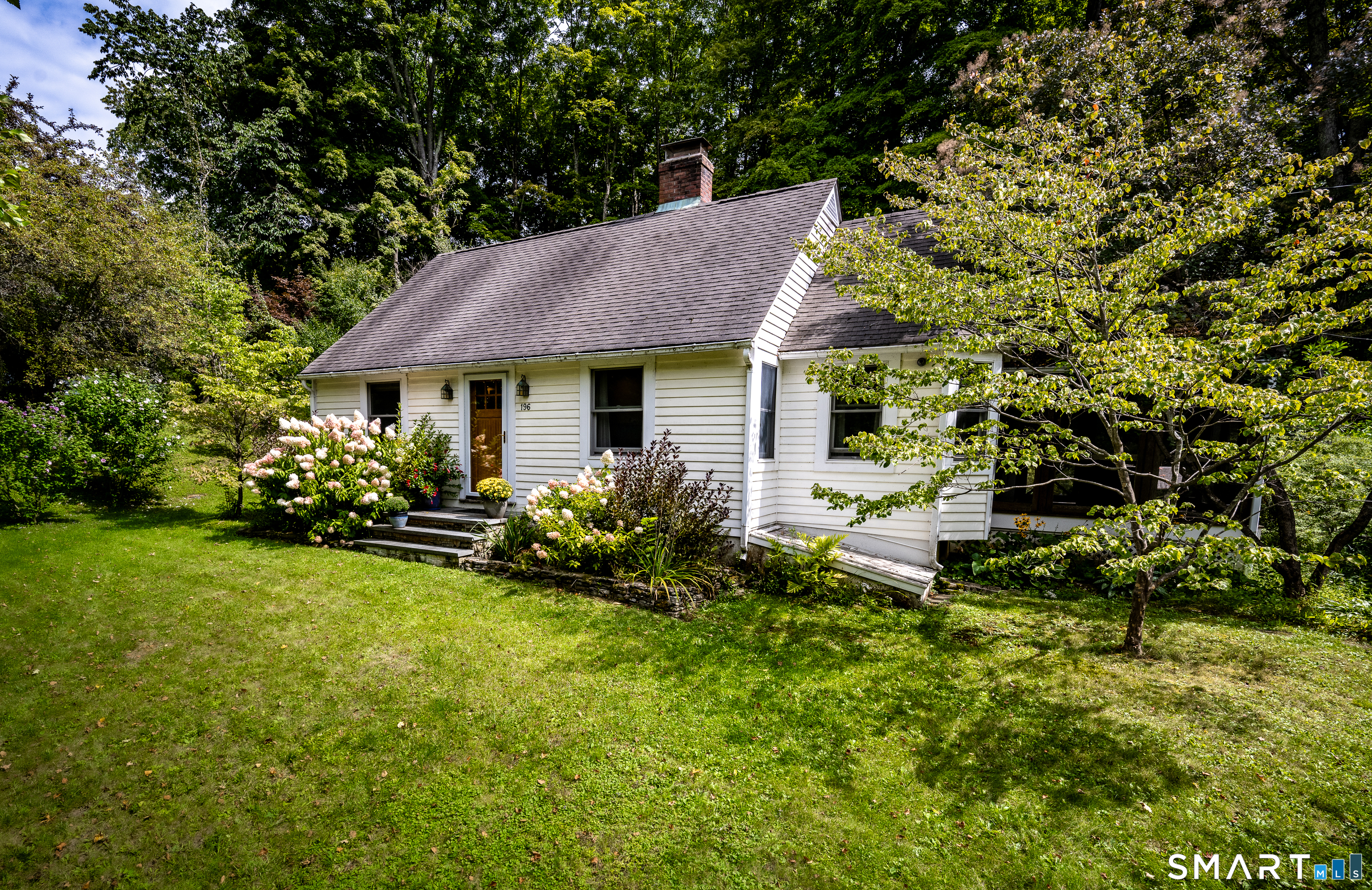 196 Mudge Pond Road Sharon, CT 06069 - Photo 4 of 40 Gallery Image 4
