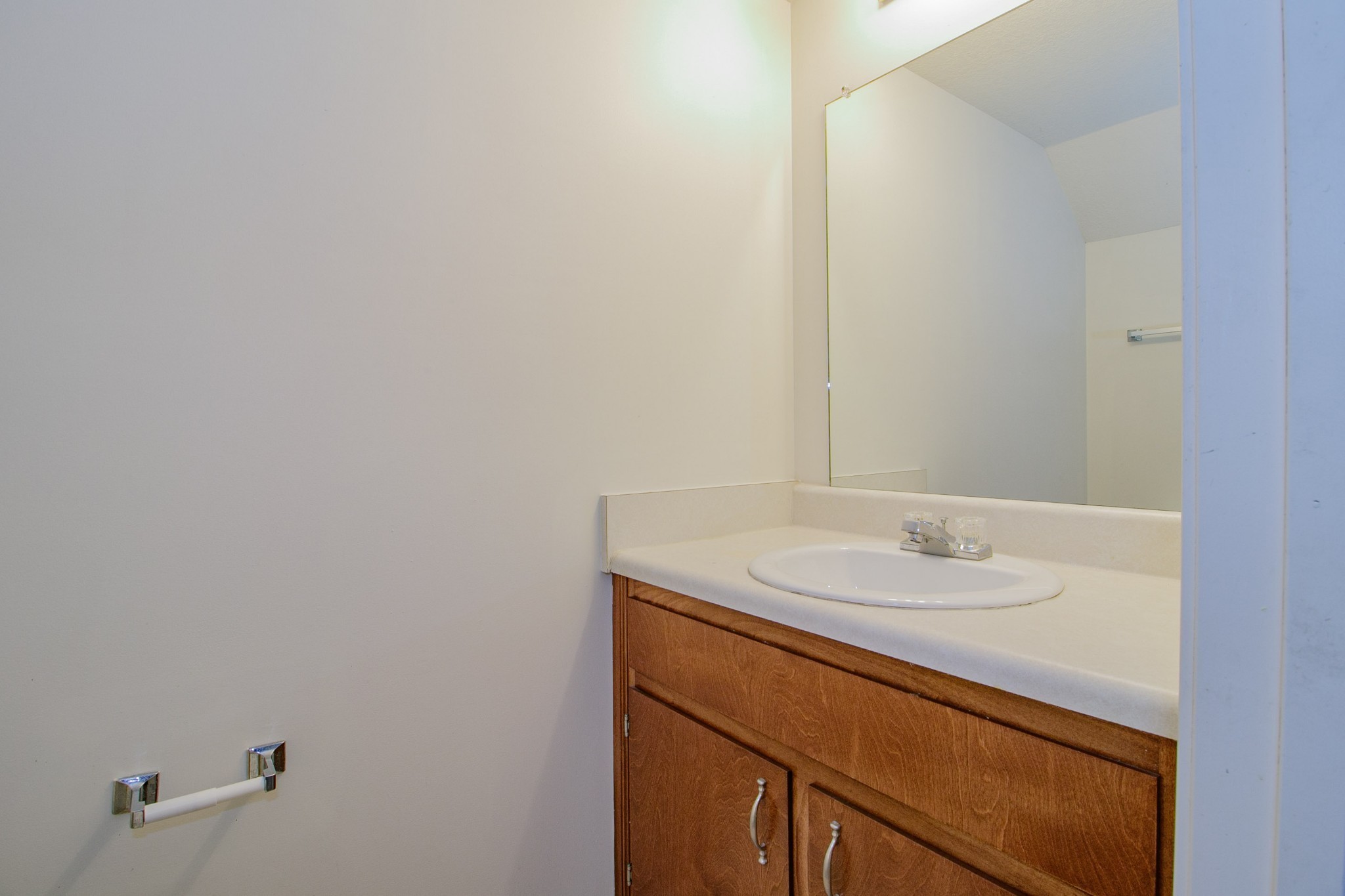 513 Peachers Ridge Road, Unit D Clarksville, TN 37042 - Photo 8 of 24 Gallery Image 8