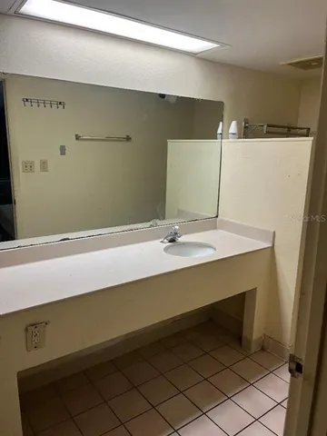 $1,000 | 8421 South Orange Blossom Trail, Unit 439, Orlando, FL 32809