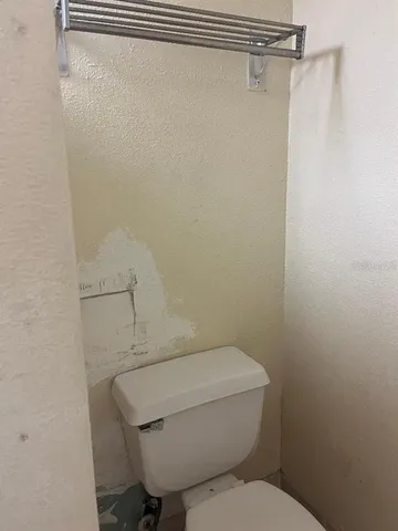 $1,000 | 8421 South Orange Blossom Trail, Unit 439, Orlando, FL 32809