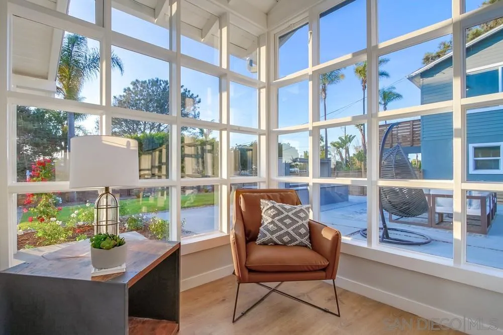 545 Ocean View Avenue Encinitas, CA 92024 - Photo 17 of 75 a living room with furniture and a window
