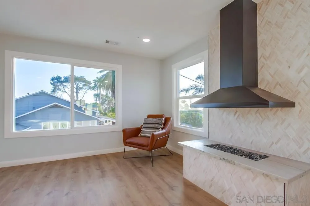 545 Ocean View Avenue Encinitas, CA 92024 - Photo 34 of 75 a living room with furniture and a window