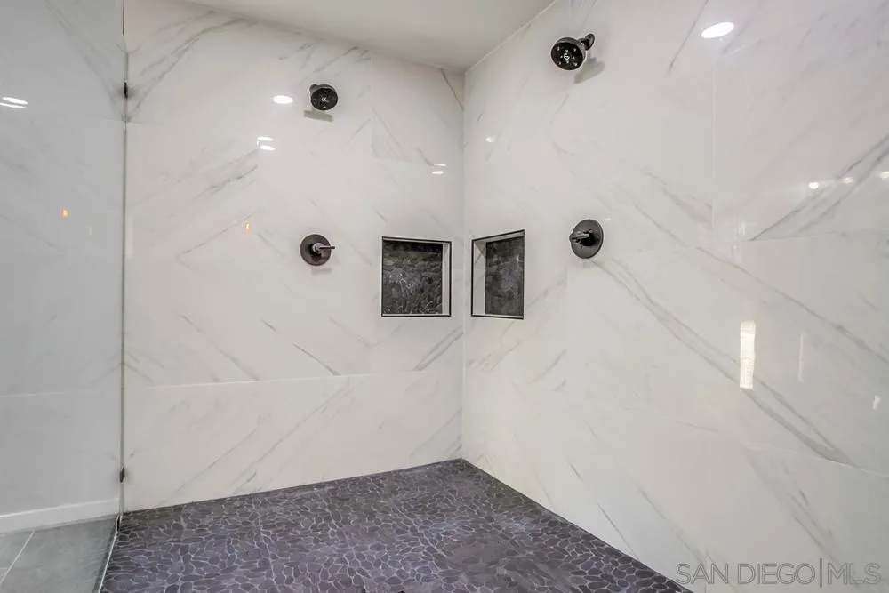 545 Ocean View Avenue Encinitas, CA 92024 - Photo 38 of 75