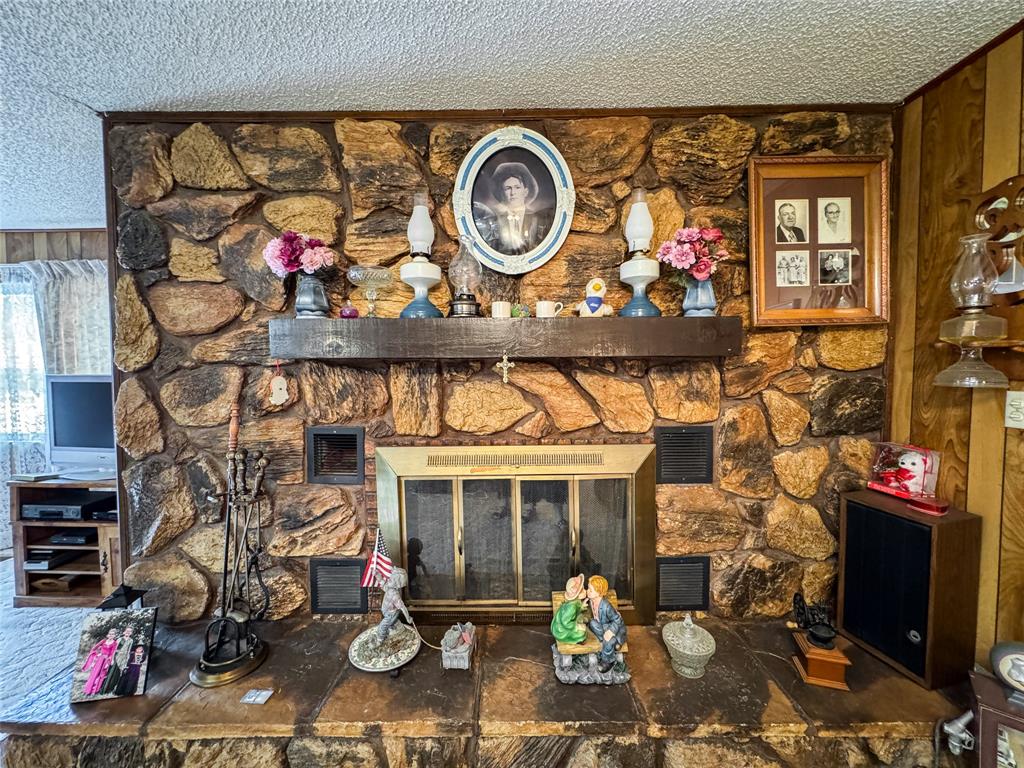 918 North 6th Street Haskell, TX 79521 - Photo 5 of 23