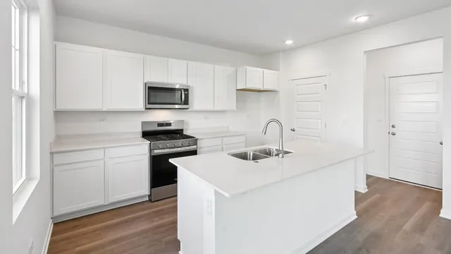 $439,990 | 6561 Walnut Court, Wonder Lake, IL 60097