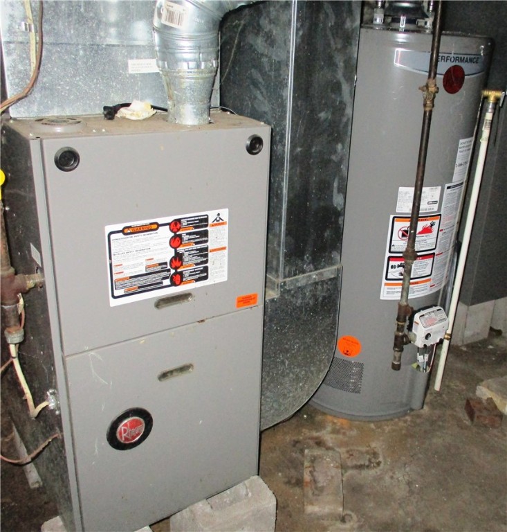 172 Rohr Street Rochester, NY 14605 - Photo 19 of 23