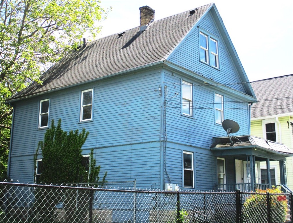 172 Rohr Street Rochester, NY 14605 - Photo 3 of 23