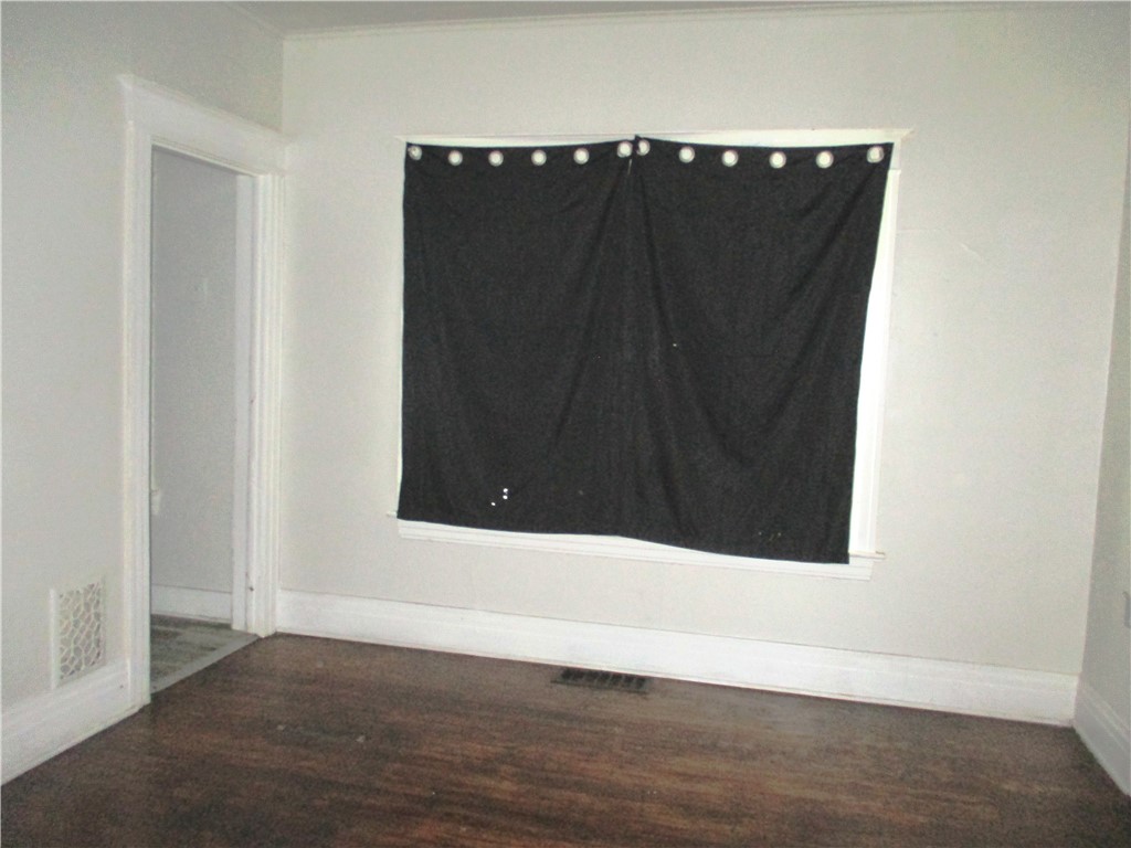 172 Rohr Street Rochester, NY 14605 - Photo 8 of 23