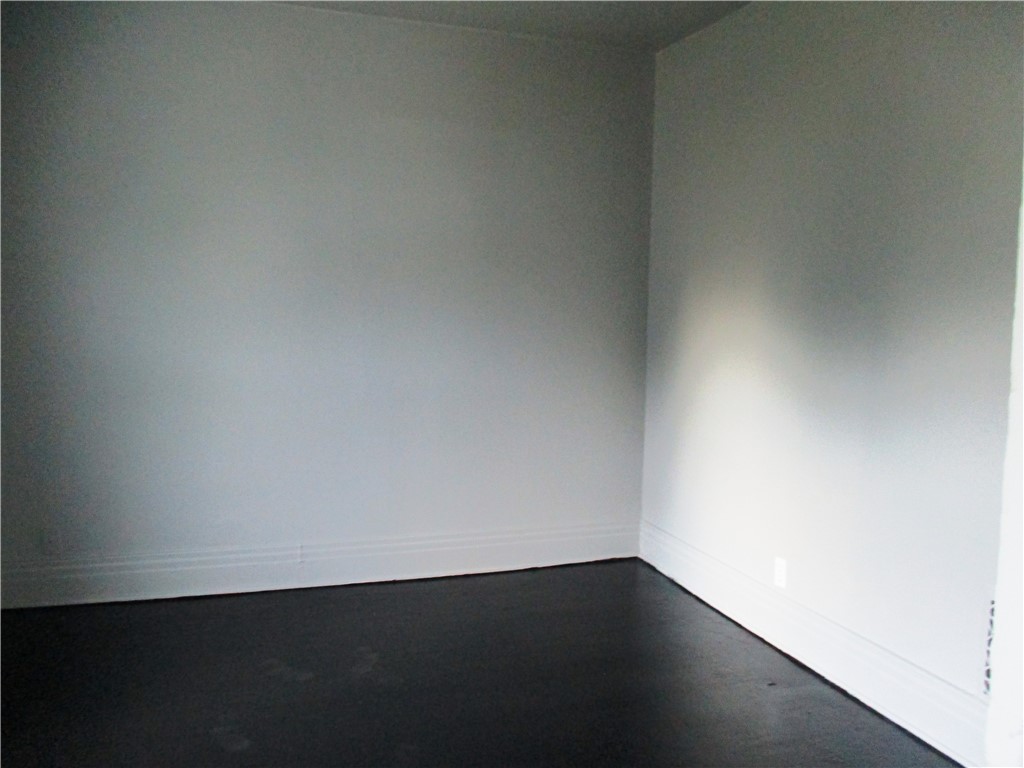 172 Rohr Street Rochester, NY 14605 - Photo 10 of 23