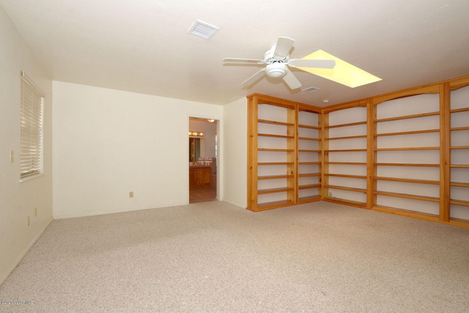 825 Sheepshead Crossing Road Cornville, AZ 86325 - Photo 19 of 43 Master bedroom
