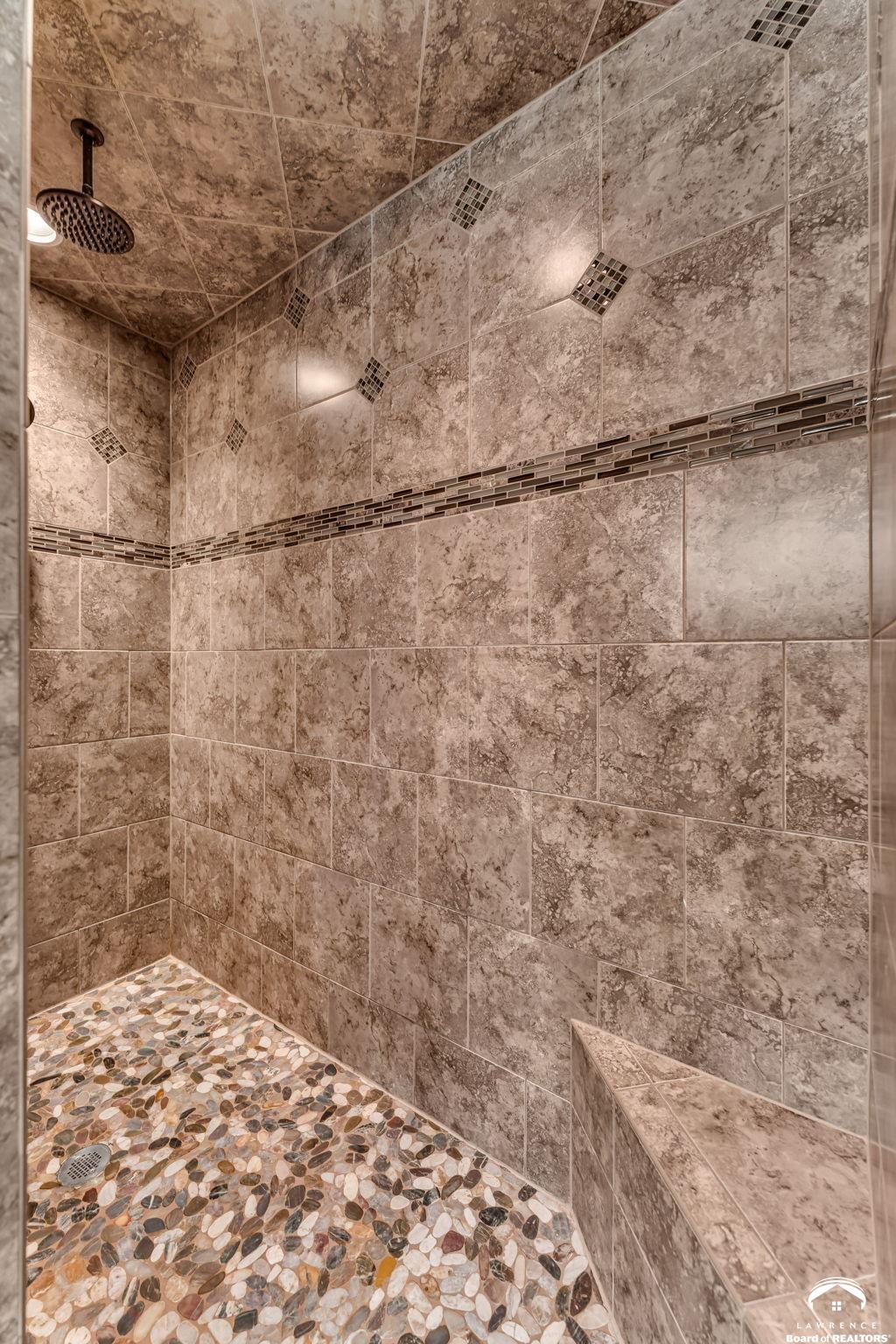 5524 Chamney Court Lawrence, KS 66049 - Photo 21 of 51