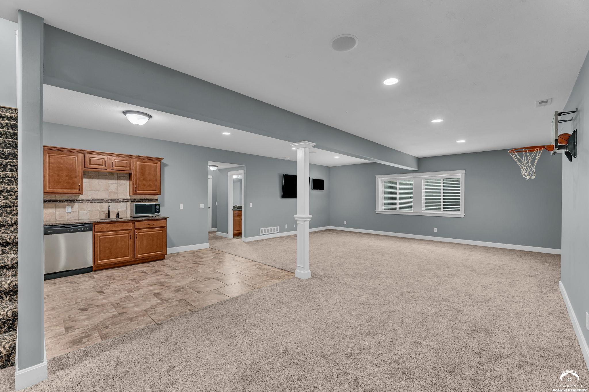 5524 Chamney Court Lawrence, KS 66049 - Photo 30 of 51