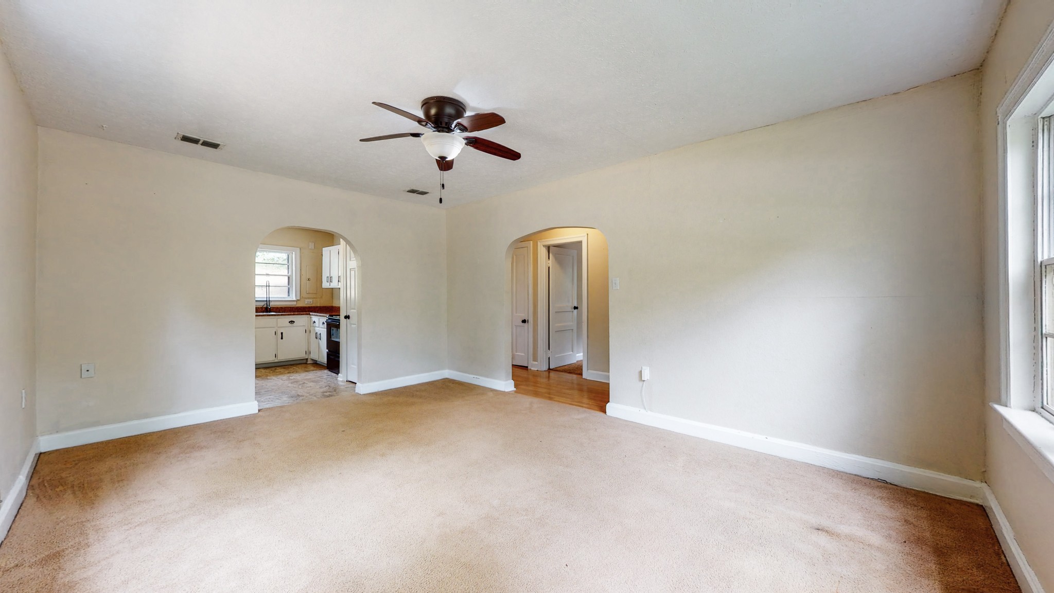 20 Cave Springs Road Clarksville, TN 37042 - Photo 5 of 16 Gallery Image 5