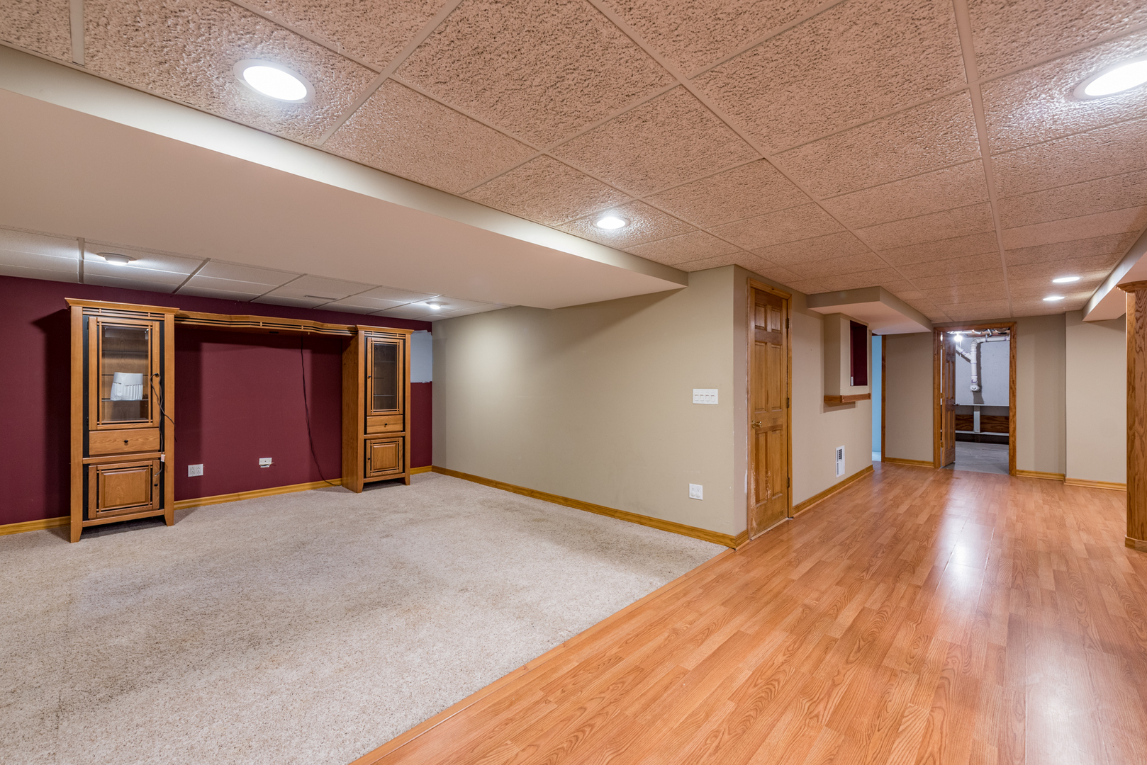 1917 Fairfield Road Lindenhurst, IL 60046 - Photo 14 of 37 Gallery Image 14