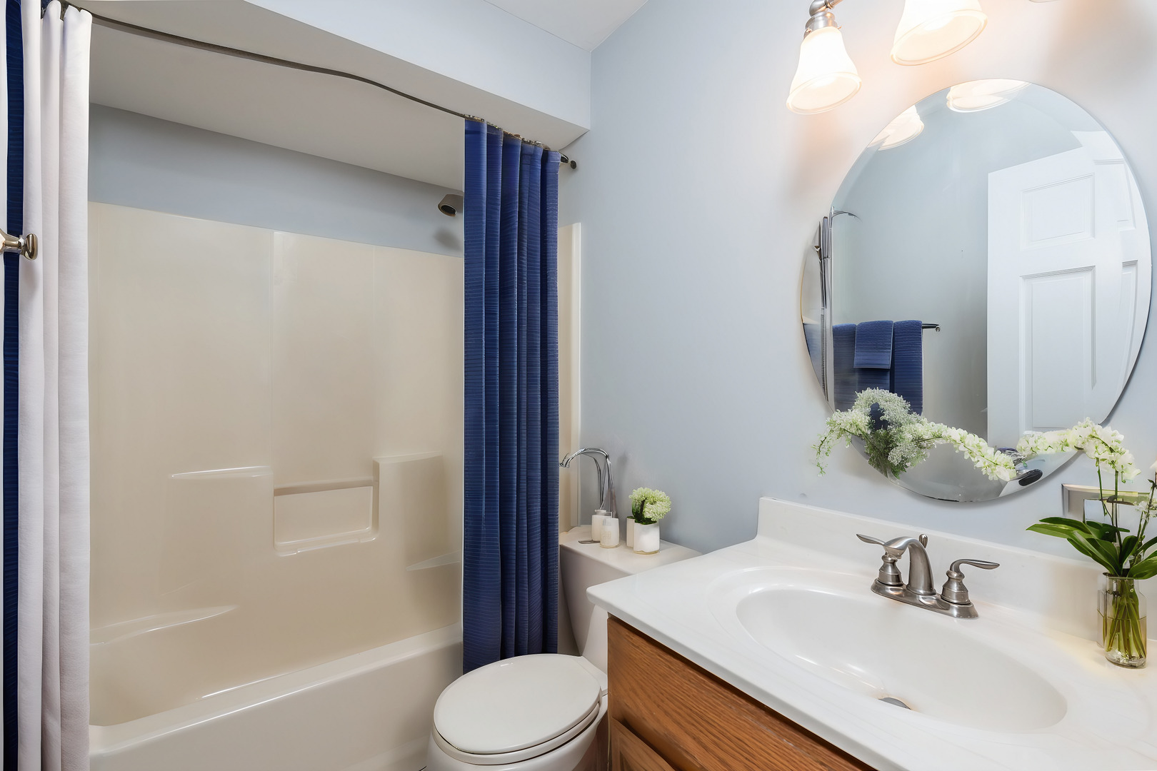 1917 Fairfield Road Lindenhurst, IL 60046 - Photo 8 of 37 Gallery Image 8