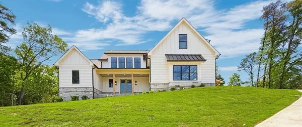 $849,900 | 141 Palisade Drive, Rydal, GA 30171