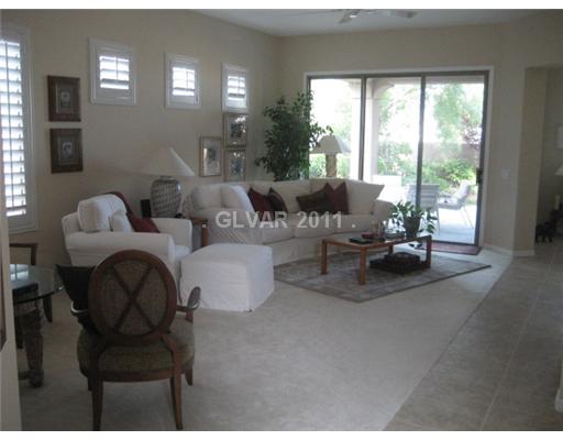 12 Chatmoss Road Henderson, NV 89052 - Photo 3 of 10 Den.