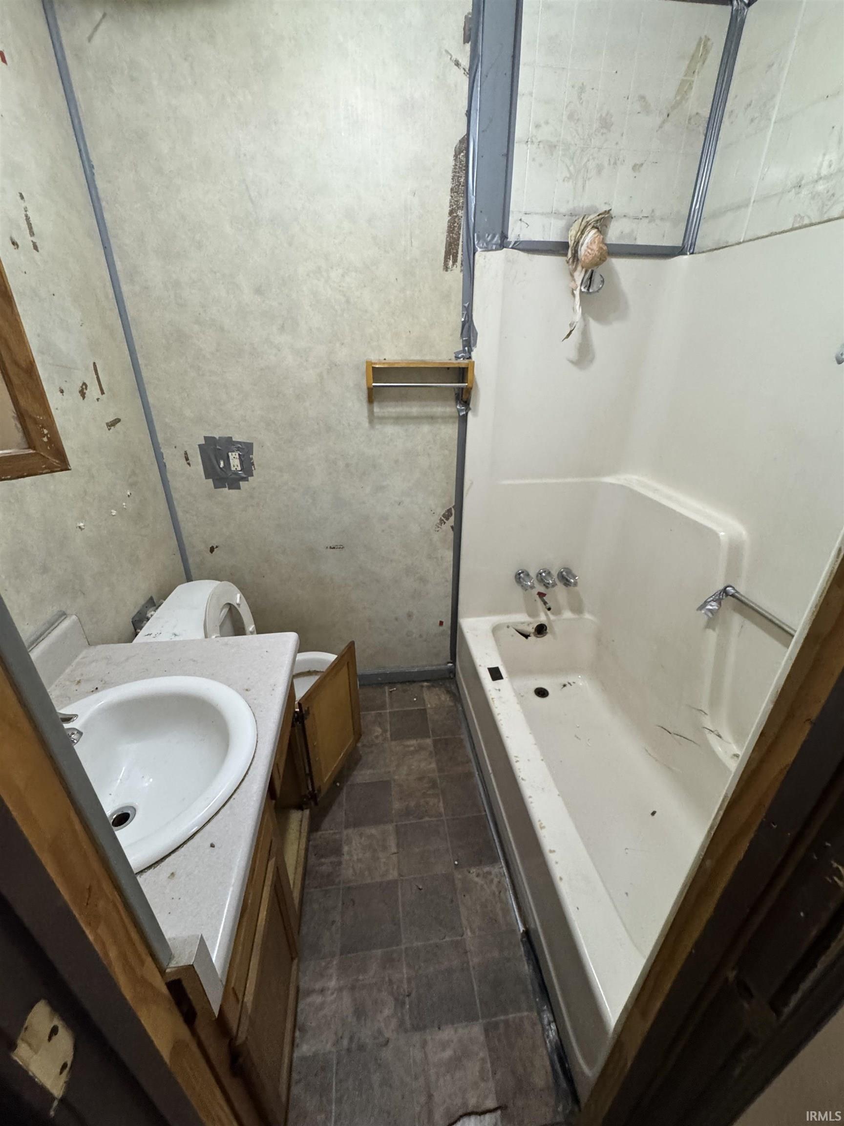 1119 Polk Street Fort Wayne, IN 46808 - Photo 7 of 8