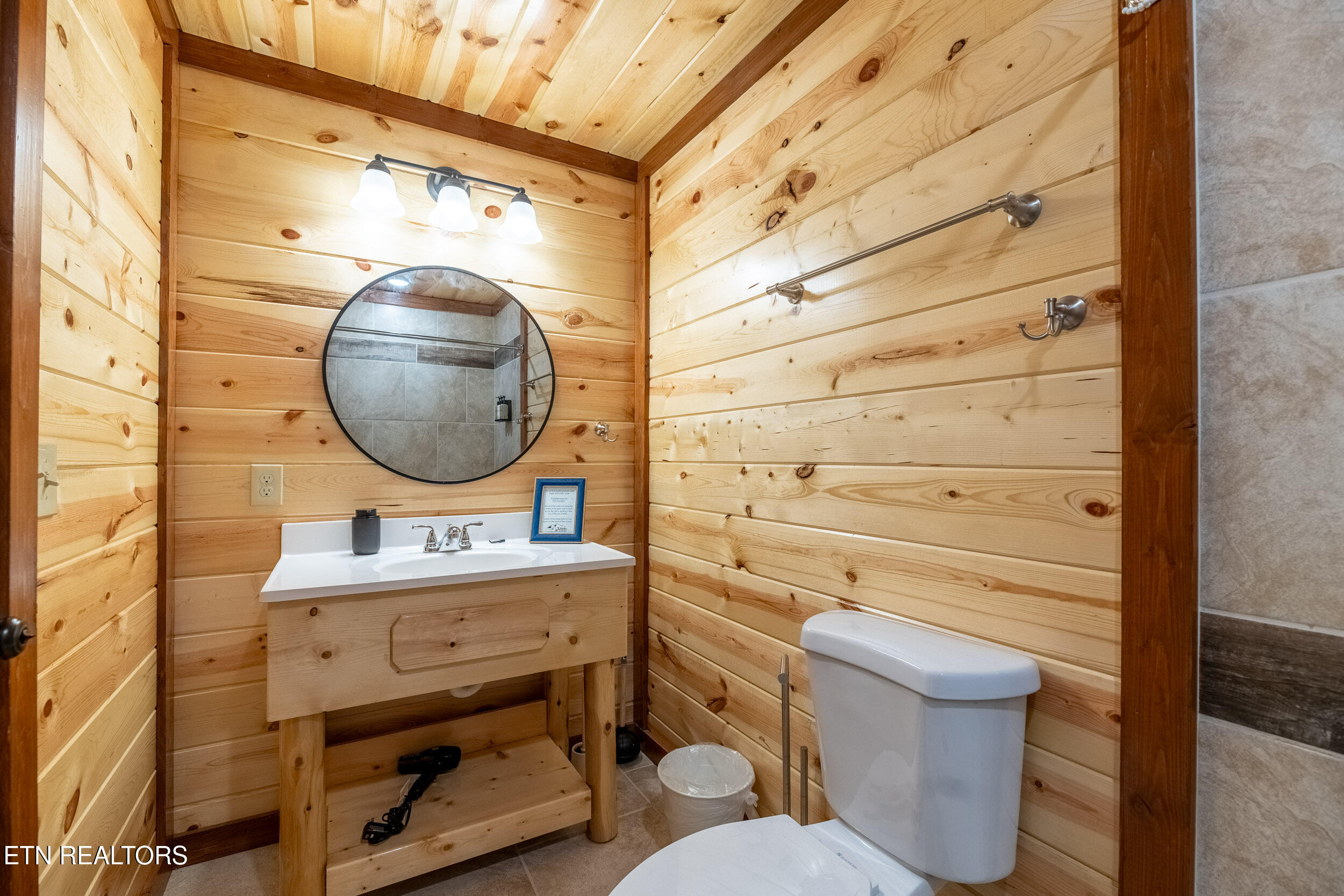 2445 Mountain Ridge Way Sevierville, TN 37862 - Photo 31 of 48 HavenHideaway-208