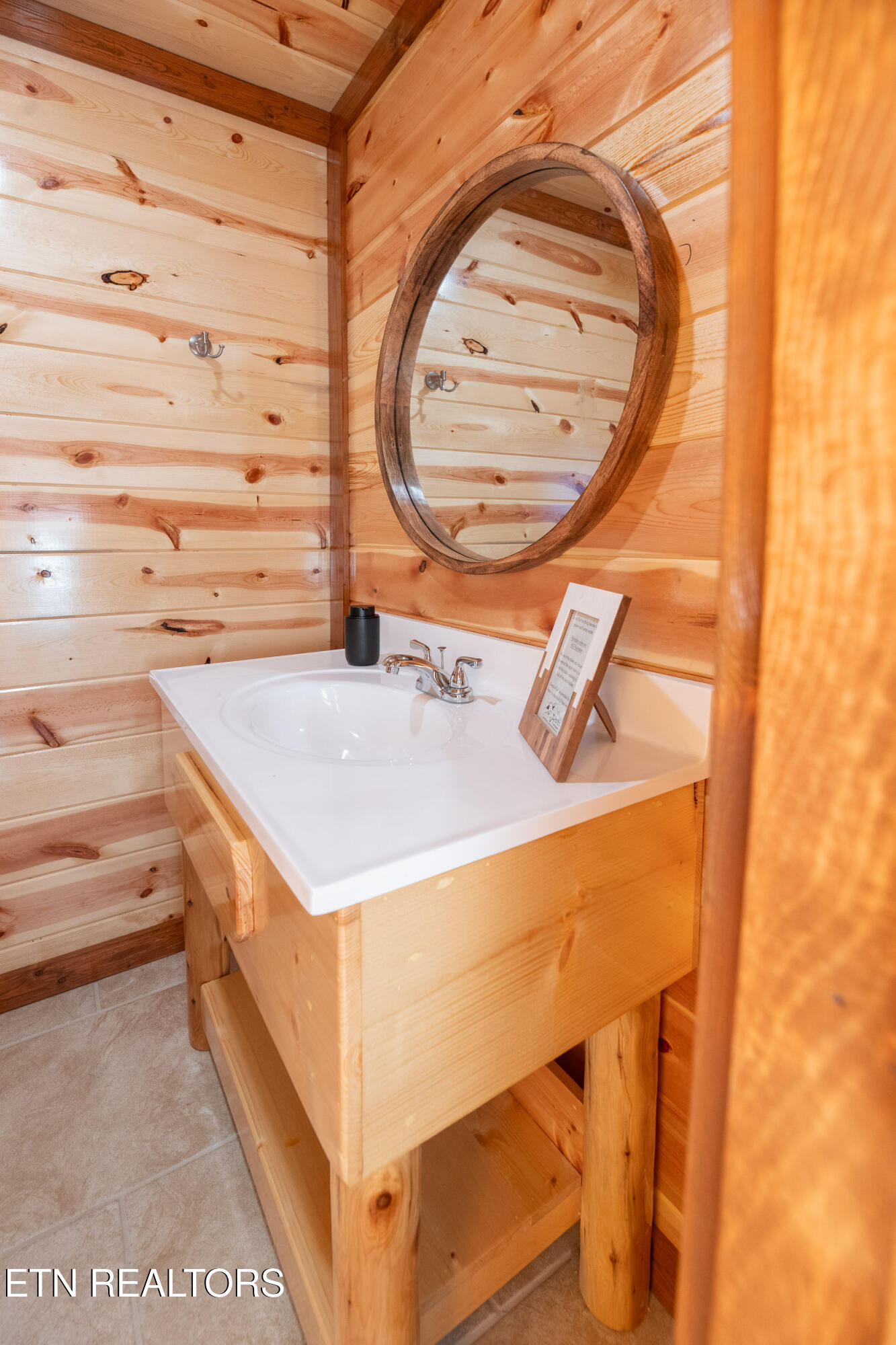 2445 Mountain Ridge Way Sevierville, TN 37862 - Photo 39 of 48 HavenHideaway-160