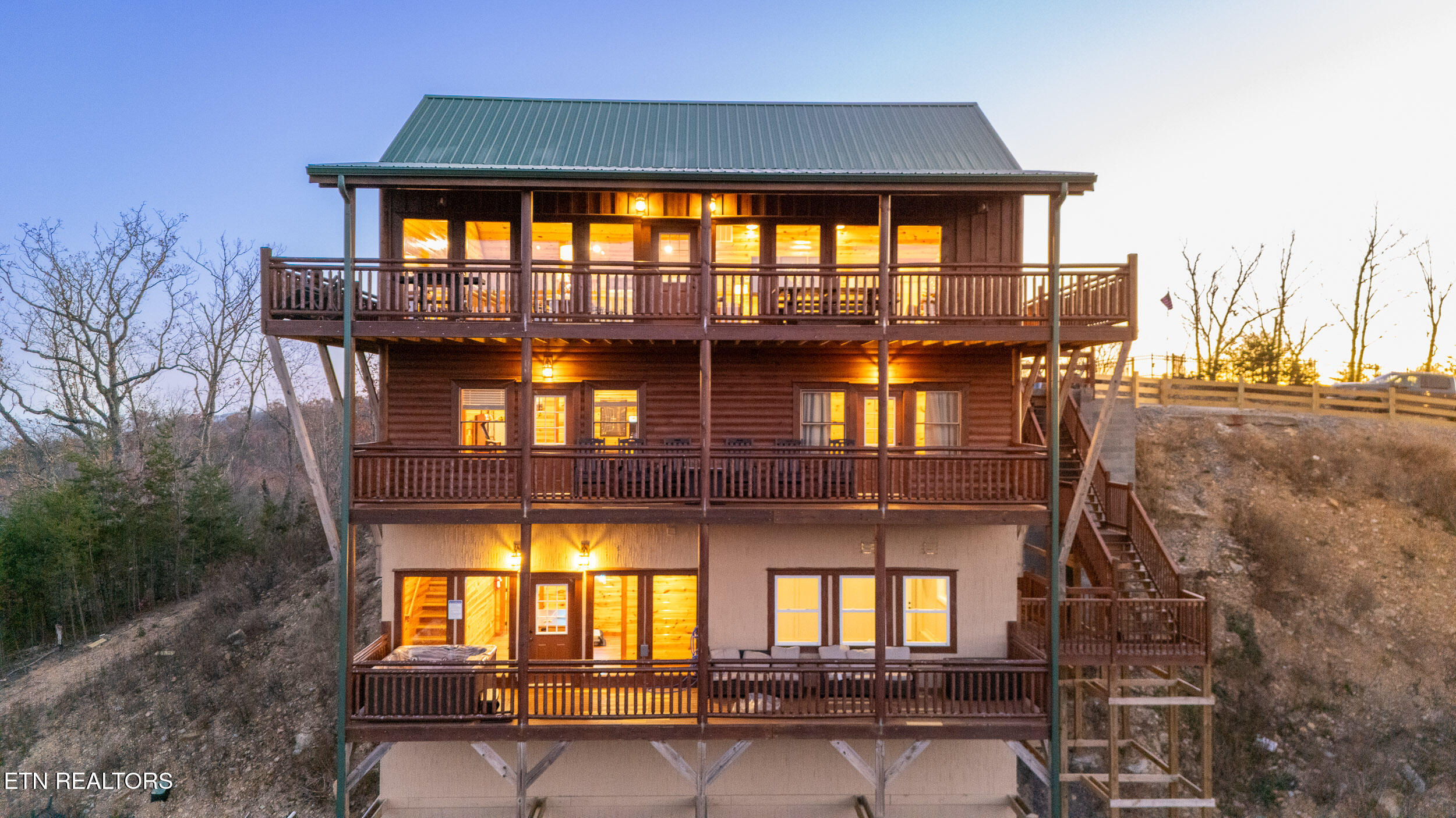 2445 Mountain Ridge Way Sevierville, TN 37862 - Photo 47 of 48 HavenHideaway-224