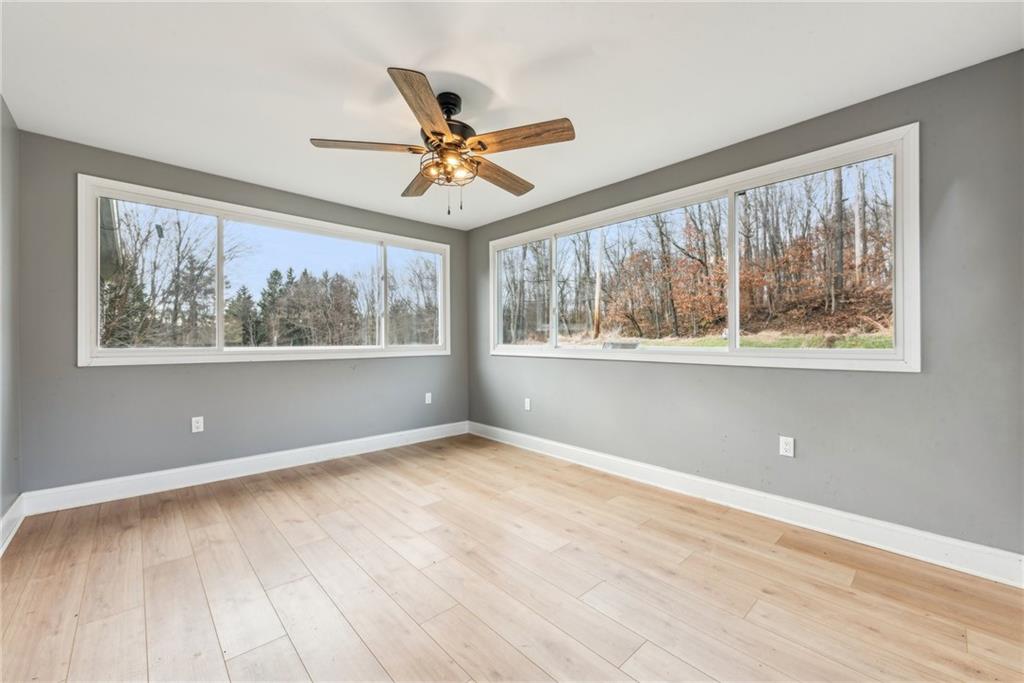 345 Steele Road Slickville, PA 15684 - Photo 5 of 29 Sunroom