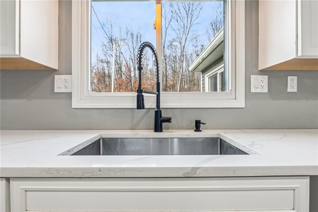 345 Steele Road Slickville, PA 15684 - Photo 9 of 29 Gallery Image 9