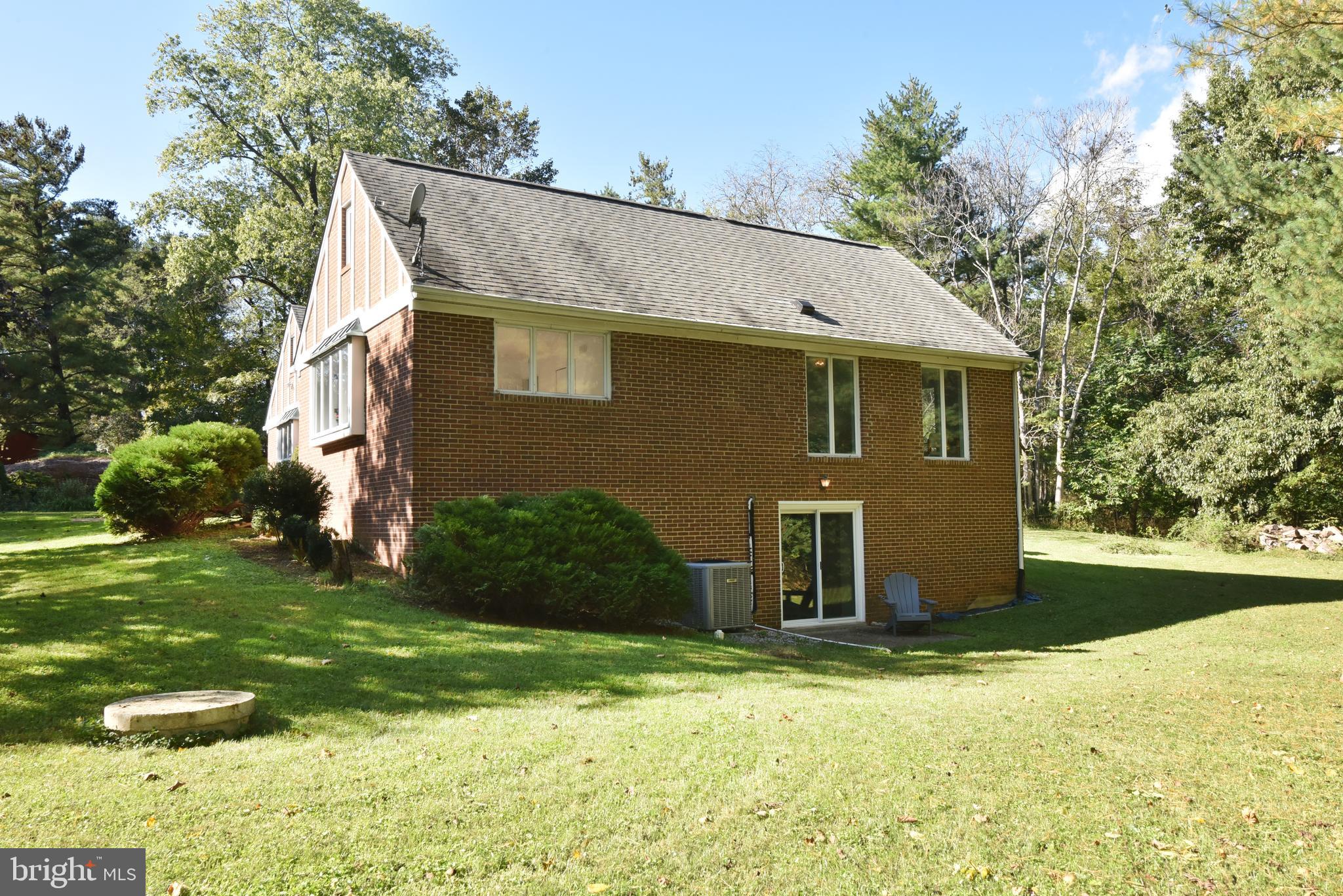 15971 Limestone School Road Leesburg, VA 20176 - Photo 8 of 75 Gallery Image 8